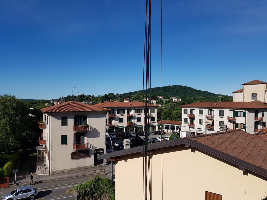 Casa Elena Apartment Albese Con Cassano Exterior photo